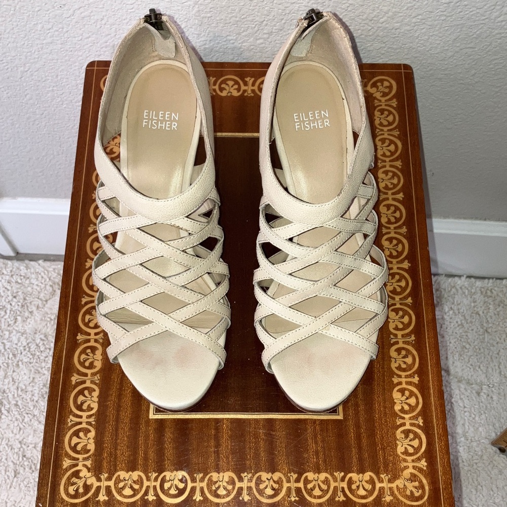8 Eileen Fisher Women's Wedge Sandal Leather Tan